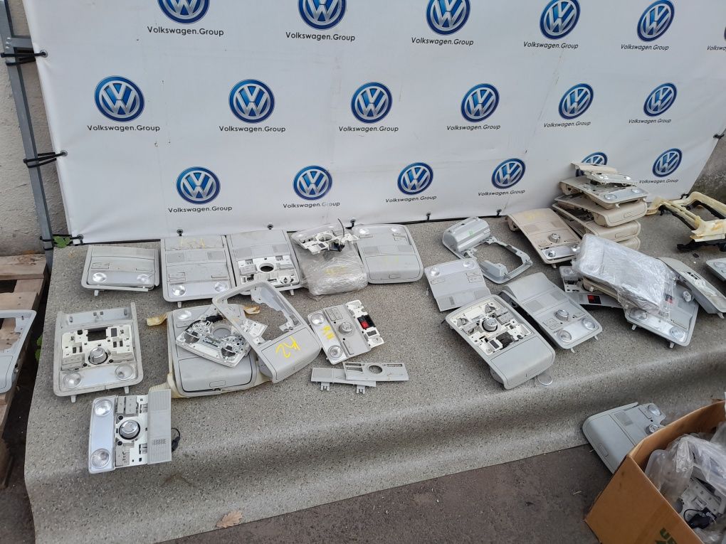 Плафон освещения салона Passat b7 b8 Jetta mk6 USA