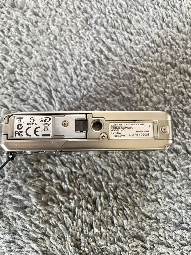 Olympus 770 sw aparat maly pancerny