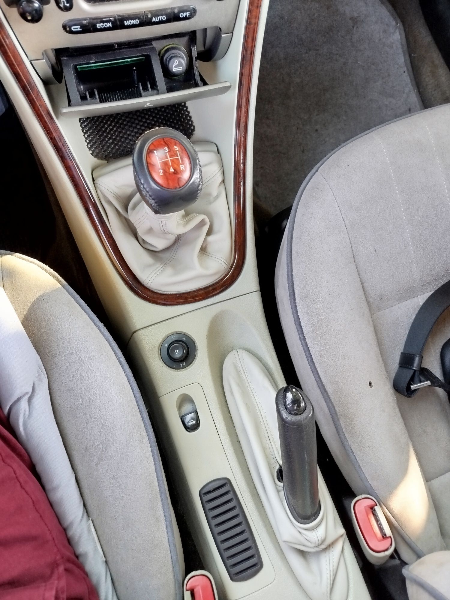 Lancia Lybra 1.9 jtd, vendo ou troco