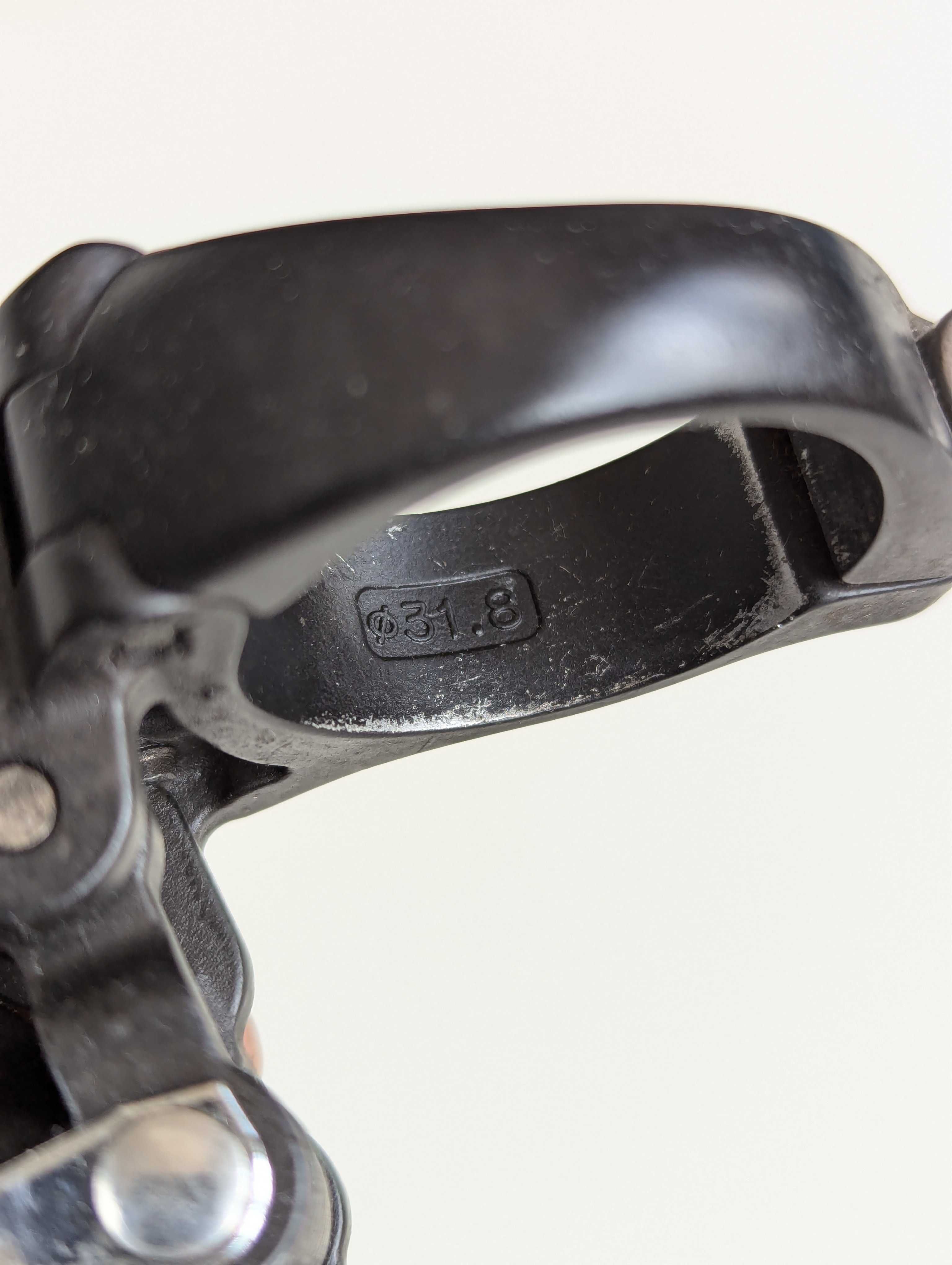 Przerzutka przednia SHIMANO TIAGRA FD-4700 P7