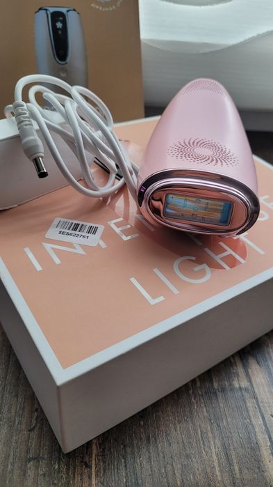 Фотоепілятор зі збільшеним ресурсом лампи ELLESILK IPL Pink