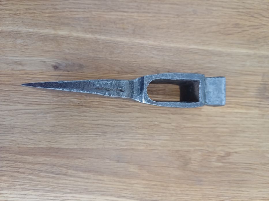 Toporek niemiecki Helko