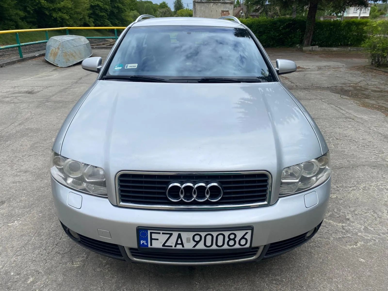 Audi A4 1.8 Turbo Zarejestrowany w Kraju