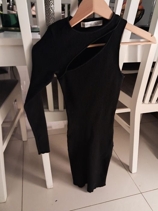 Sukienka Bershka