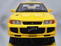 Otto Mobile Mitsubishi Lancer Evo III 1995 resina amarelo 1/18