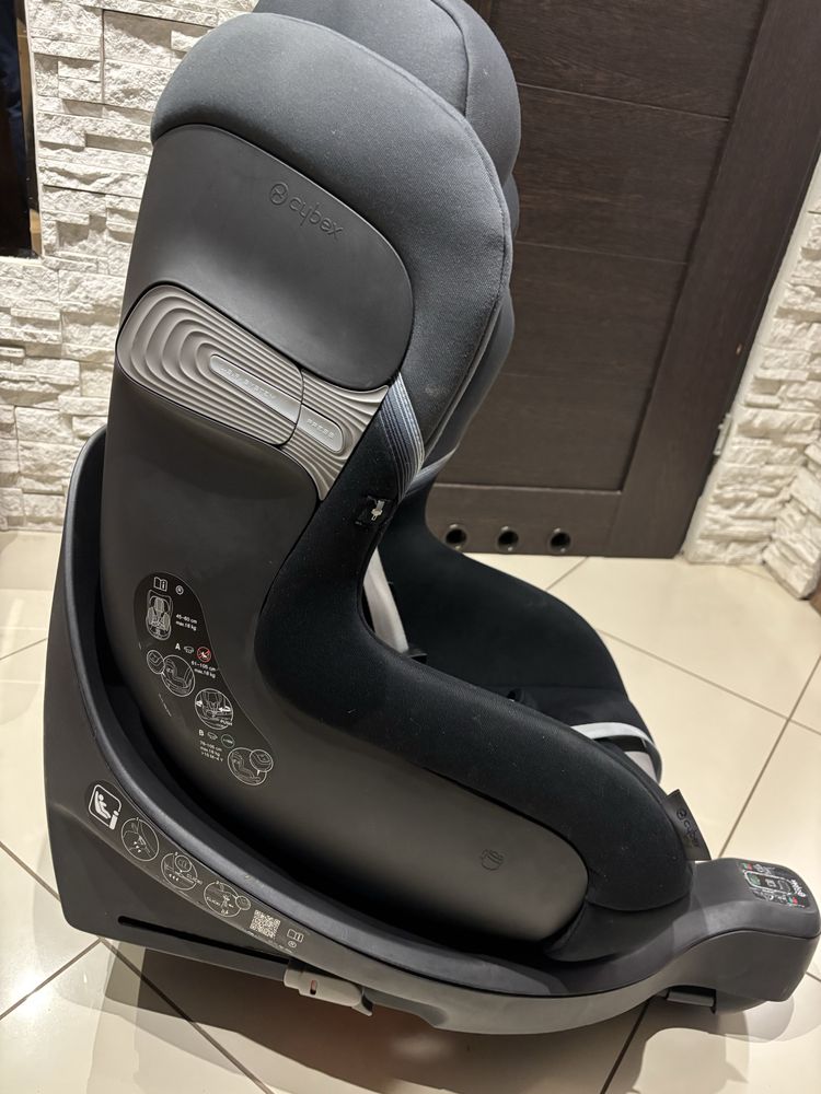 Cybex sirona SX2 i-size