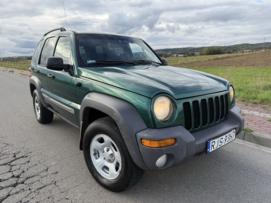 Jeep Liberty 3.7 V6 B+LPG 208km 4x4