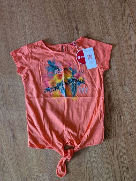 T-shirt play up menina