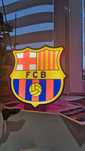 Lampa LED FCB Barcelona – dekoracja dla fana!
