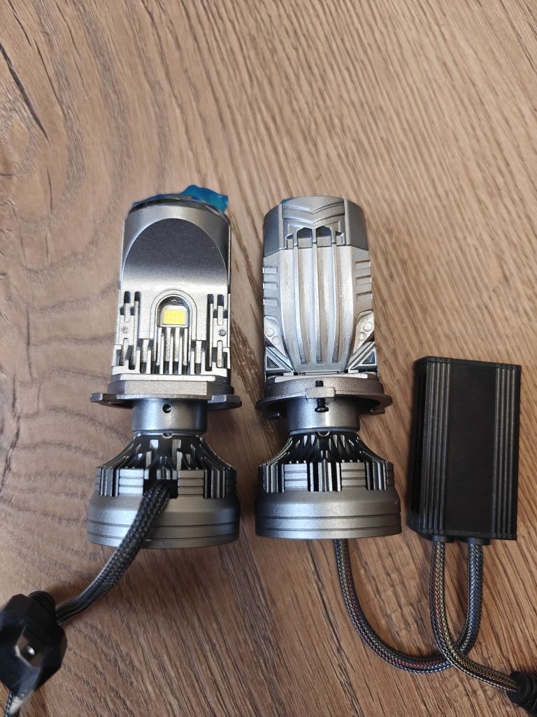 Світлодіодні міні лінзи мини линзы H4 Rayton S5 Pro 120w. Комплект