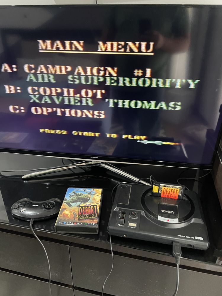 Mega drive com jogo
