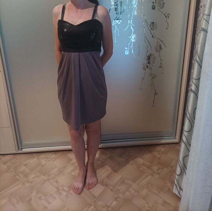 Пакет платьев 42 р