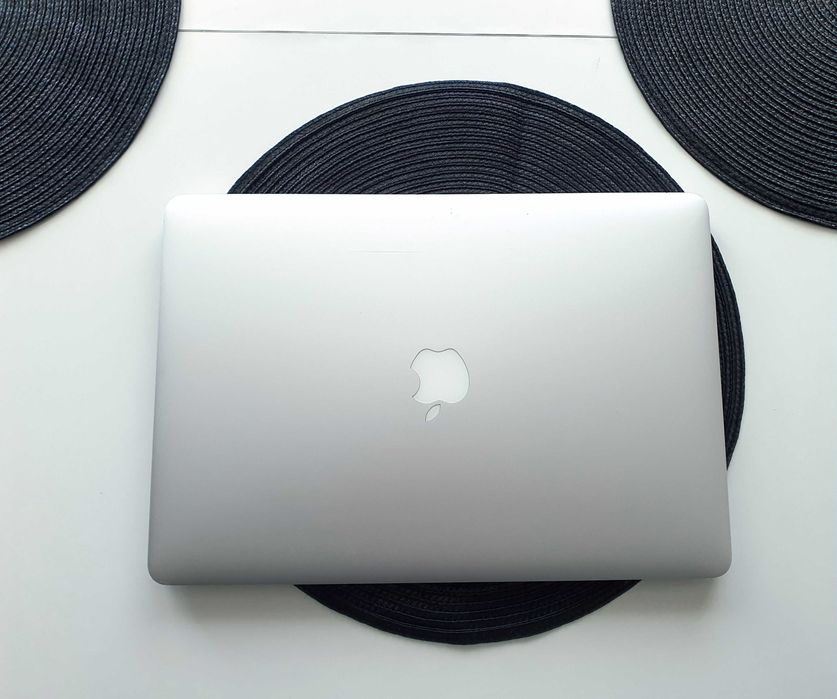 Apple Macbook Pro 15 Retina 3K 2880x1800 i7®™/AMD®R9™/16GB/512SSD/Hdmi