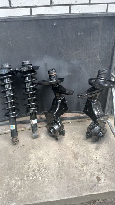 Стойки Ауді А6.С4. Авант.