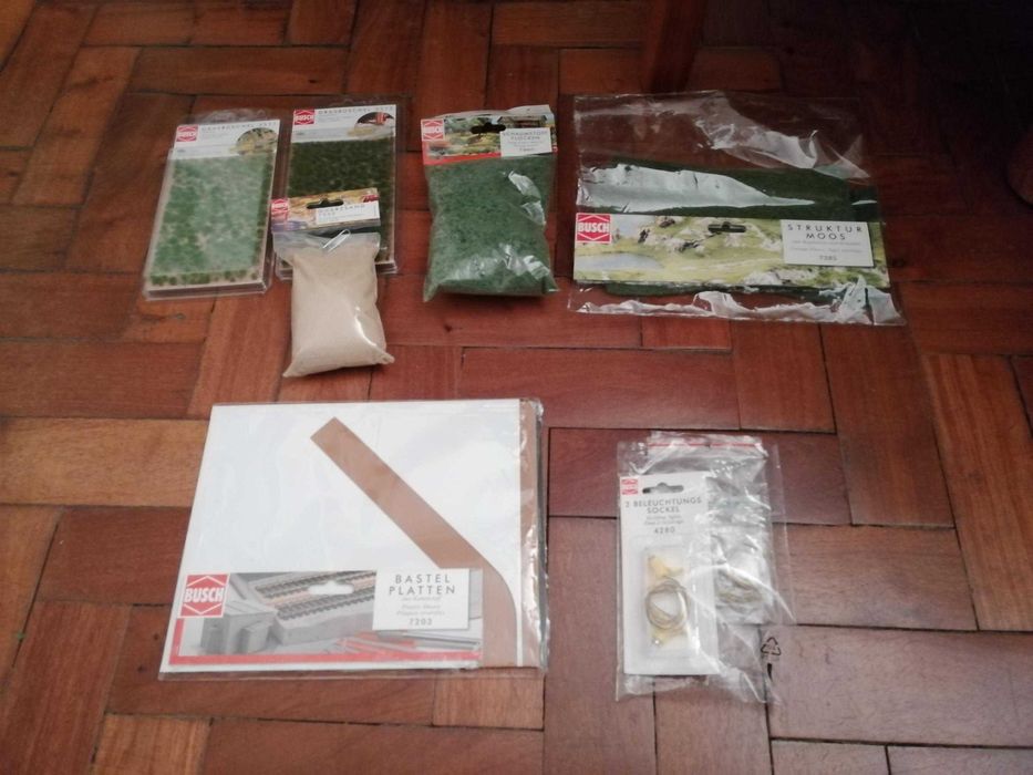 Artigos sobrantes de maqueta ferroviária