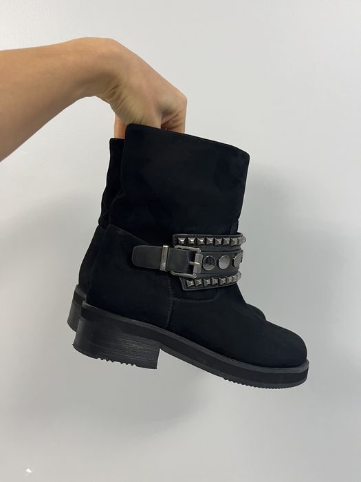 Жіночі Ботінки черевики 38р