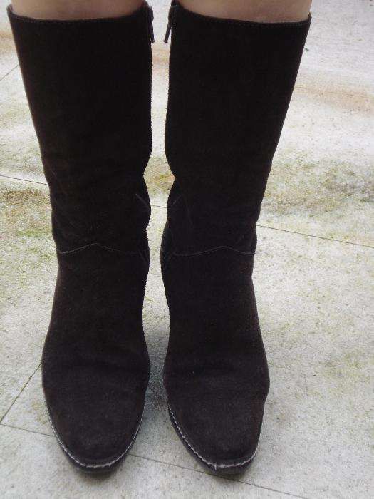 Botas altas, camurça bordada, nº 36