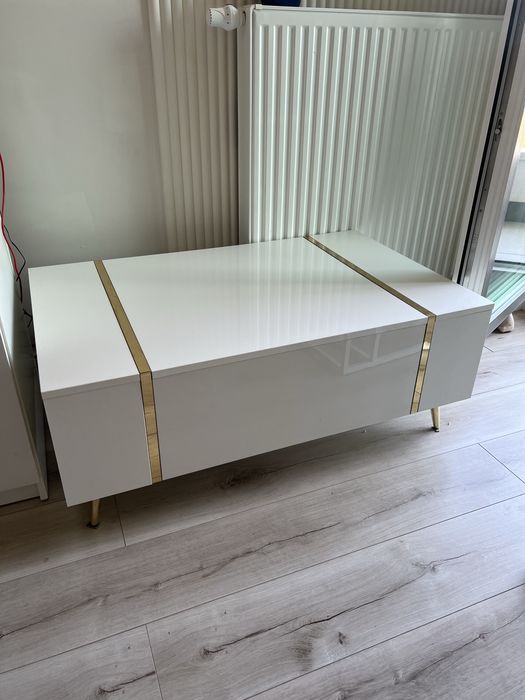 Stolik kawowy biały złoto