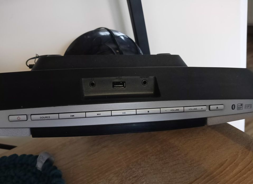 mikrowieża Philips BTM2056