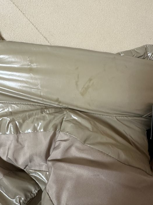 Жилетка  Безрукавка Mohito размер с незамітний дефект