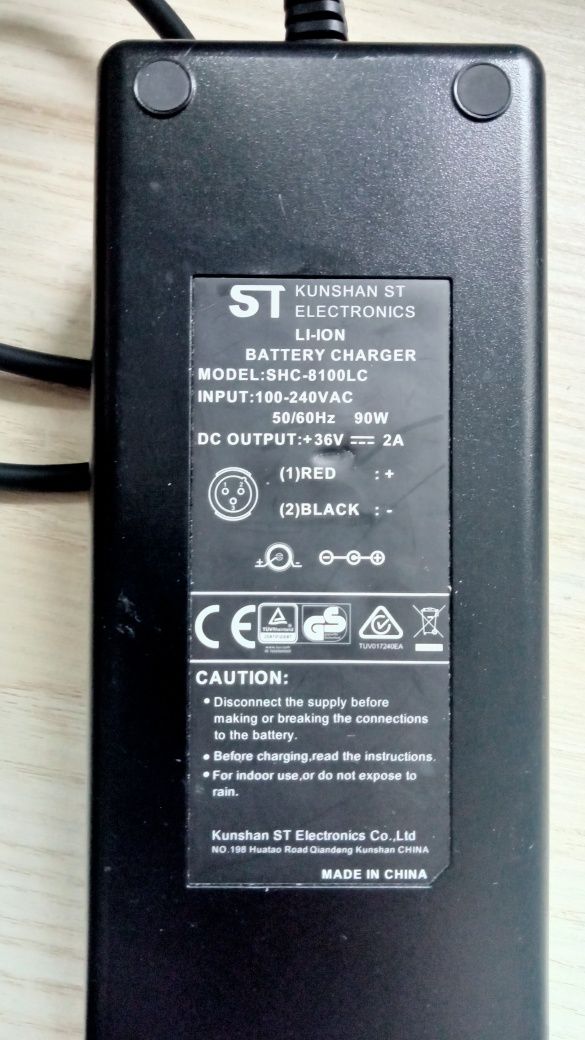 Ładowarka 36V 2A