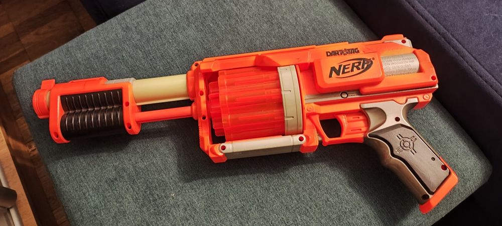 Неф Дарт Таг Фрі Фіре Бластер 10 Дарт Револьвер Гун Вітх Дартс