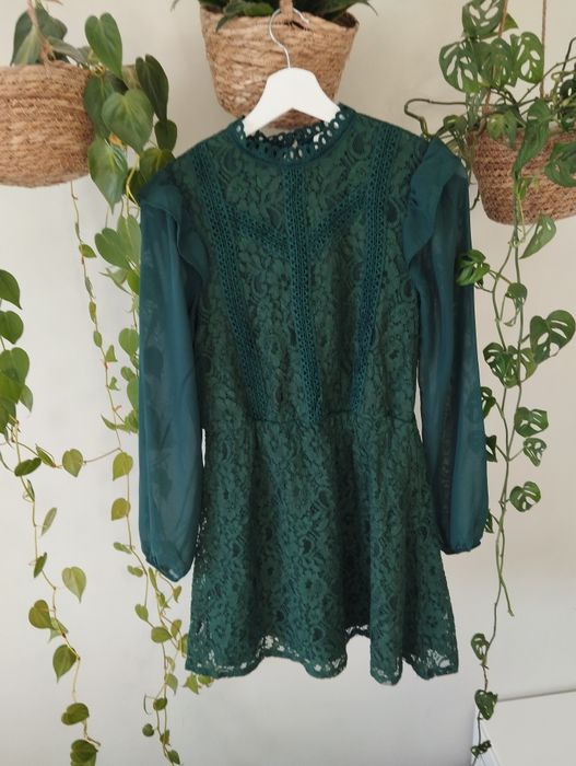 Koktajlowa, elegancka sukienka z długim rękawem, butelkowa zieleń, kor