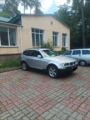 Позашляховик BMW X3