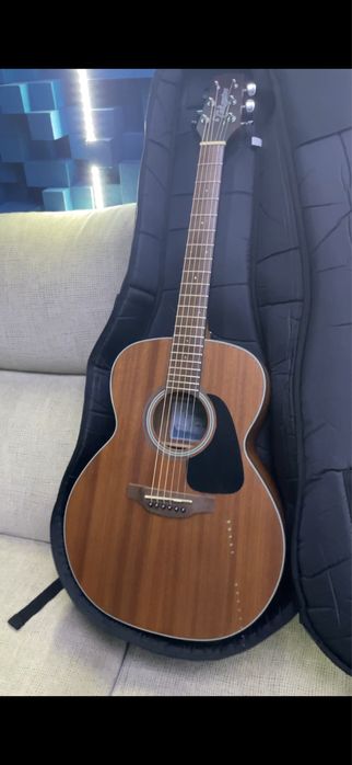 Vendo violão takamine, como novo!
