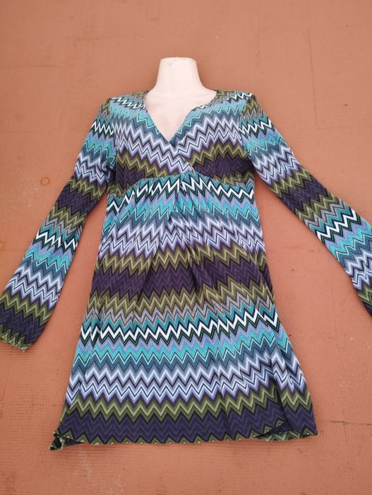 Vestido  colorido da marca Comma.