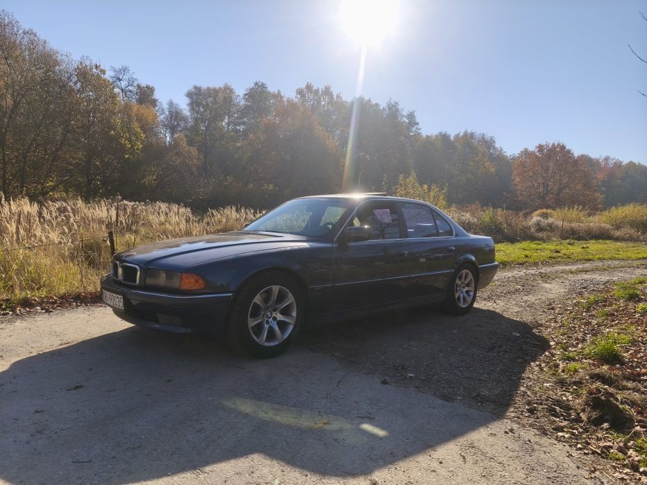 BMW E38 Seria 7 4.4 V8 Benzyna Gaz