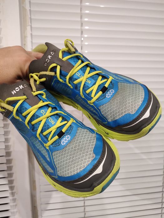 Кросівки для бігу Hoka