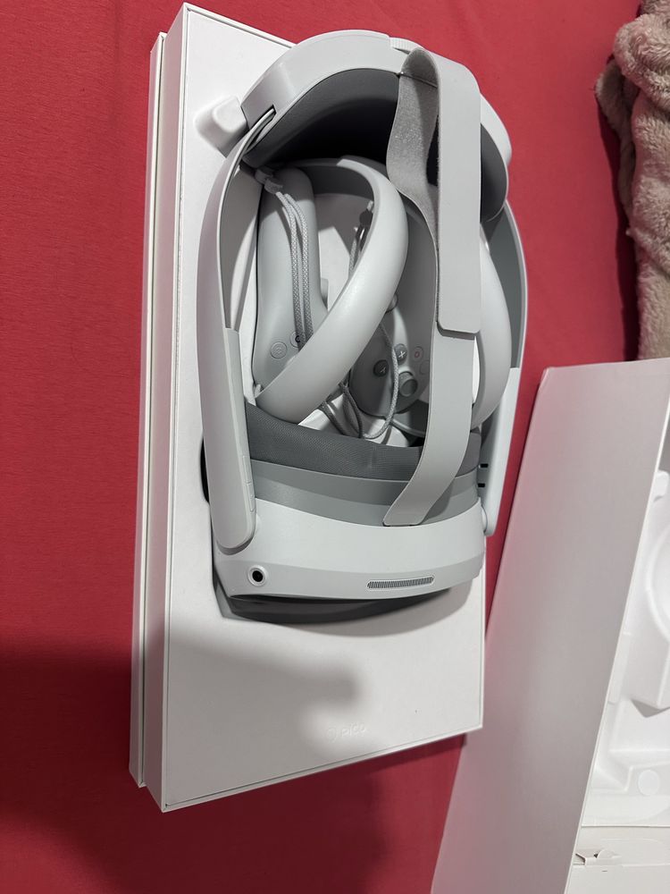 Gogle VR - Pico 4- 128GB-raz używane
