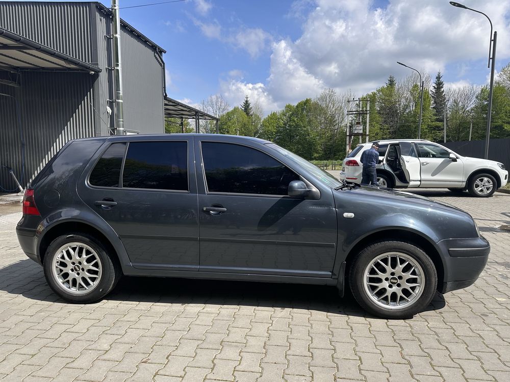 Volkswagen Golf 4 2004
