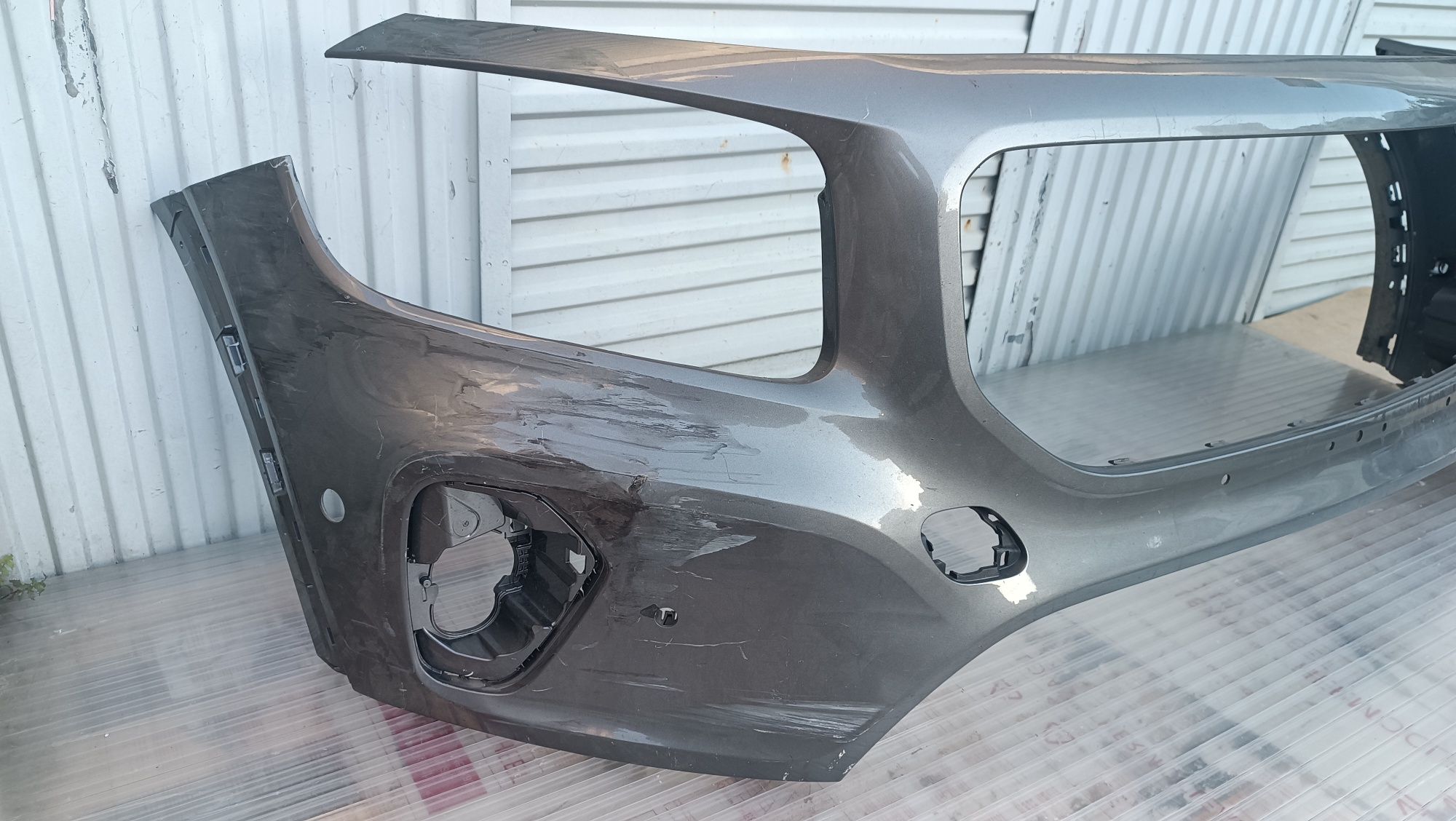 Vendo parachoque de frente Mercedes glb 247 ano 2020/24