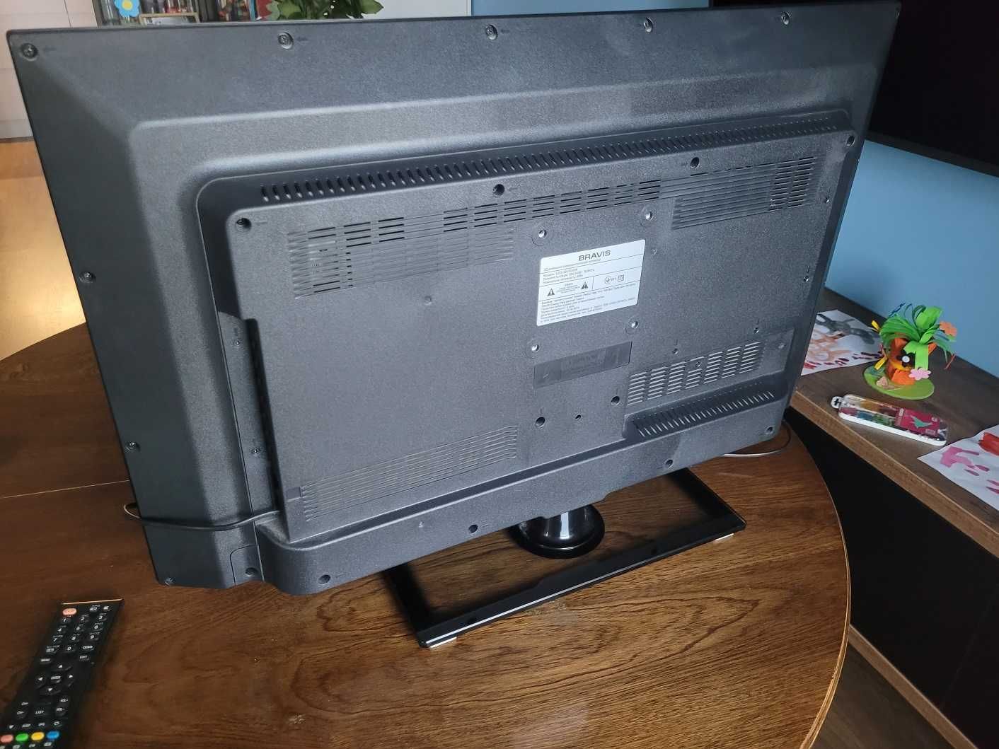 Telewizor BRAVIS 32 cale
