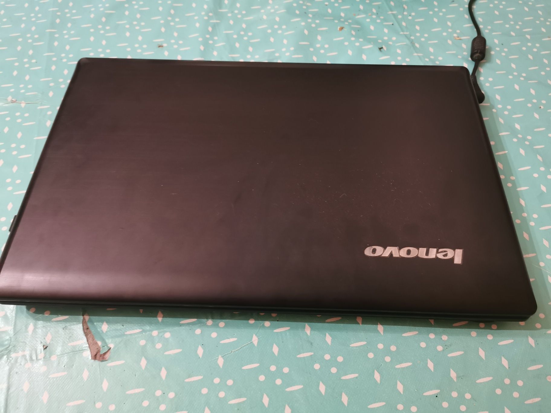 Laptop Lenovo DESKTOP-JD7JHO8