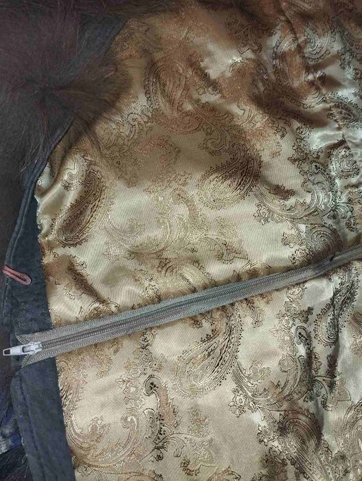 Шуба жіноча на туральна.