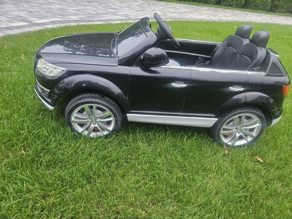 Audi Q7 na akumulator
