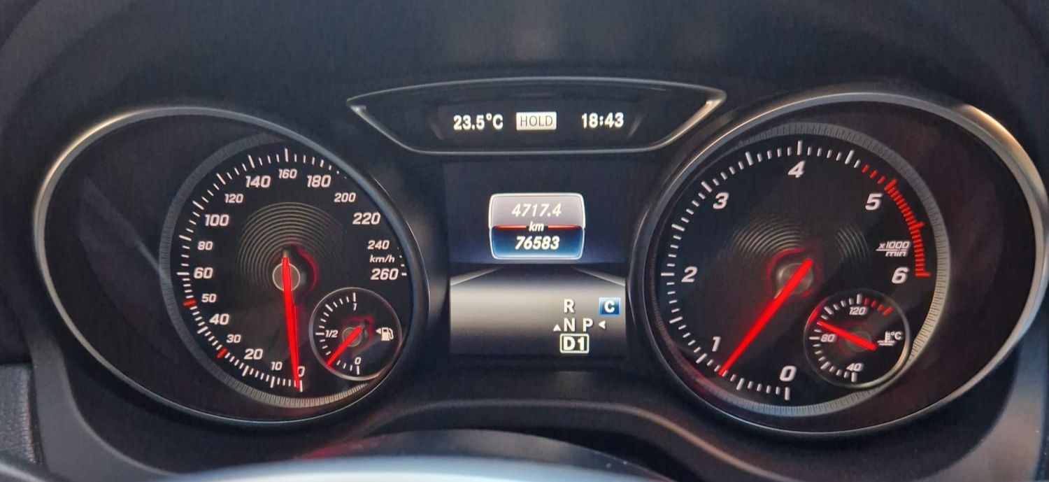 Mercedes-Benz CL200d AMG Line automático