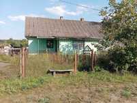 Продається половина будинку