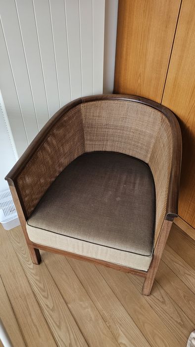 Poltrona em madeira e verga