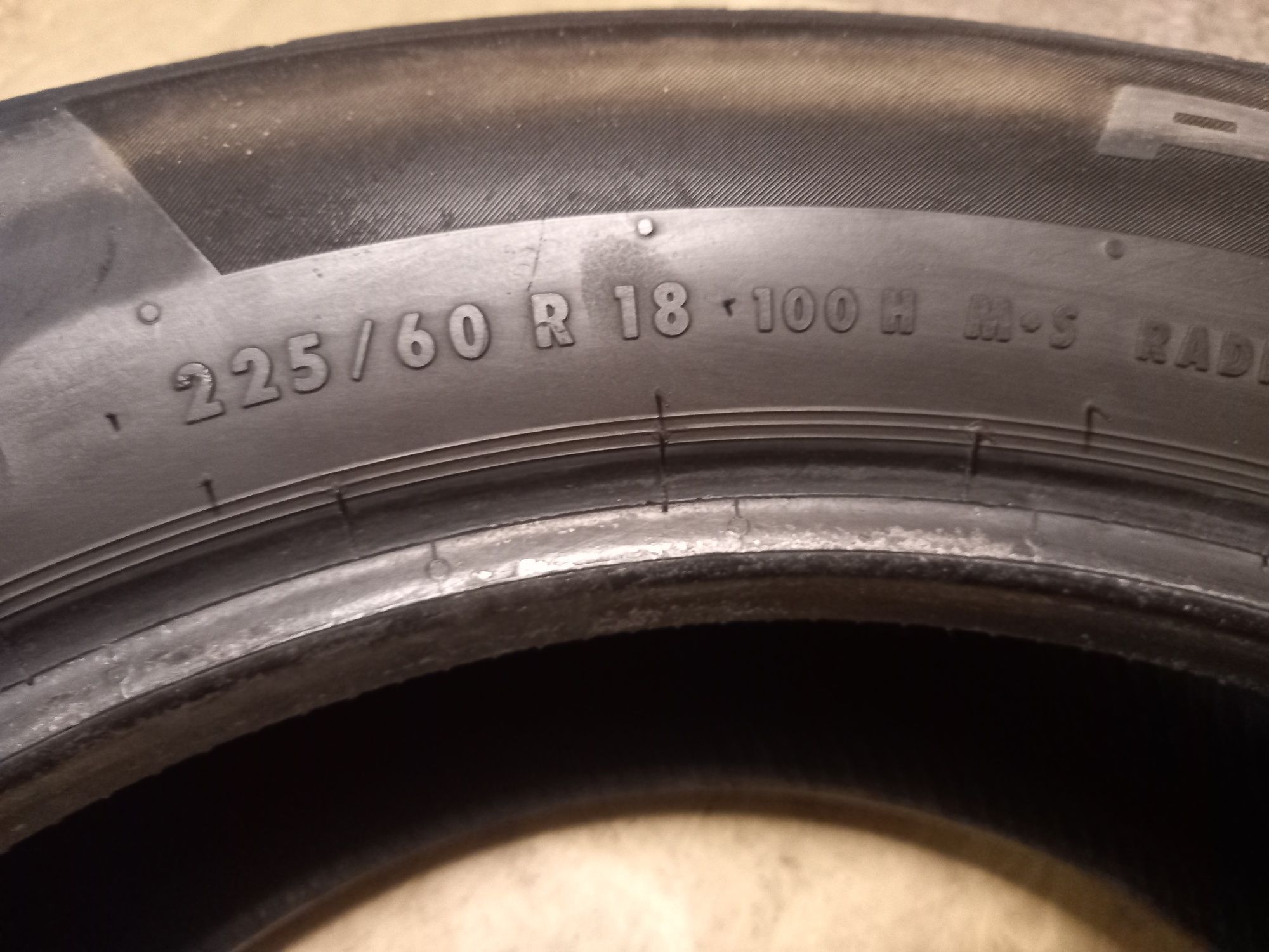 225/60 R18 шини літо continental proContact