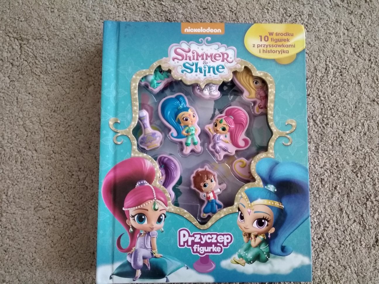 Książka, przyczepki Shimmer i Shine