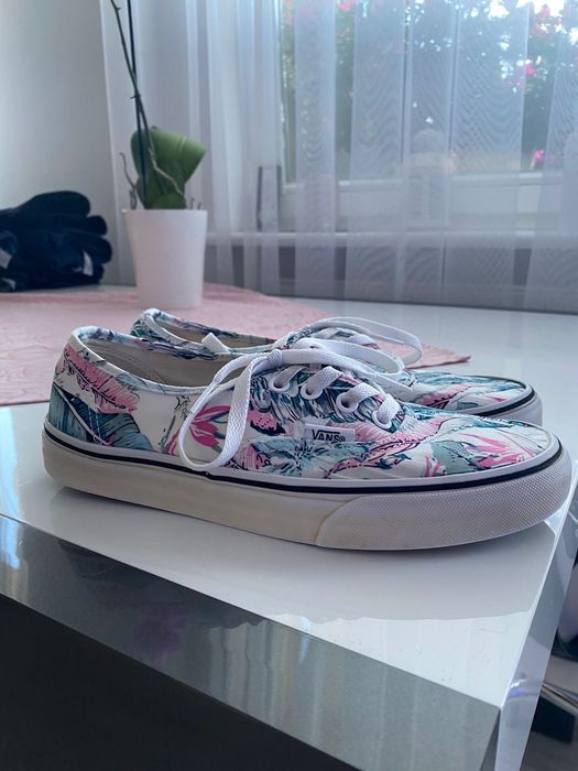 Buty tenisówki Vans Authentic Tropical/Multi/True White V3B9IKP r. 38