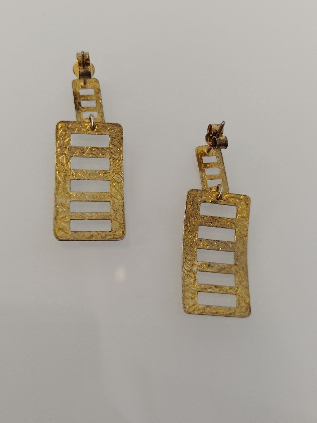 Brincos dourados em prata 925