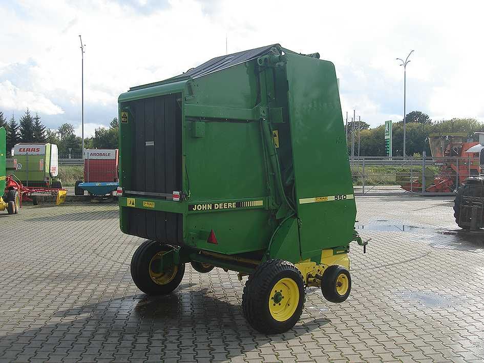 Пресс подборщик John Deere 550