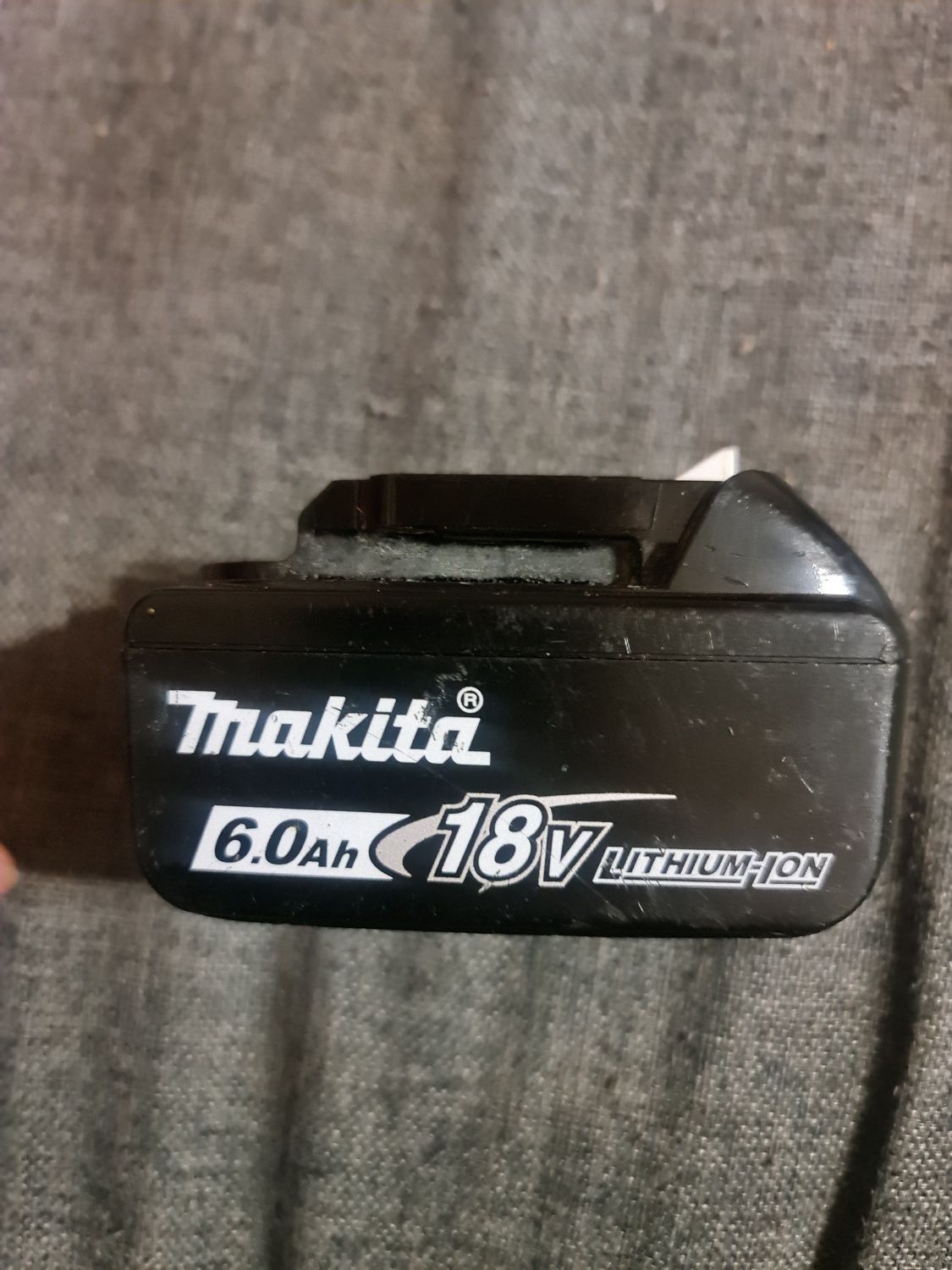 Продам акумулятор makita 6 ah