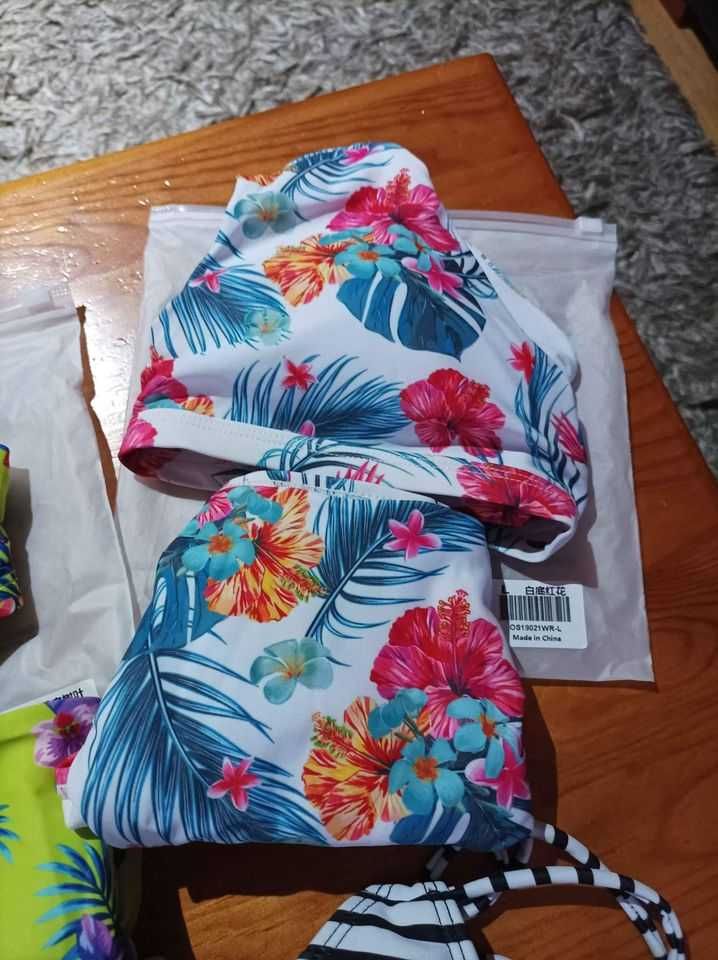 Bikinis praia mulher L - p/ entrega imediata - 12.50€ cada