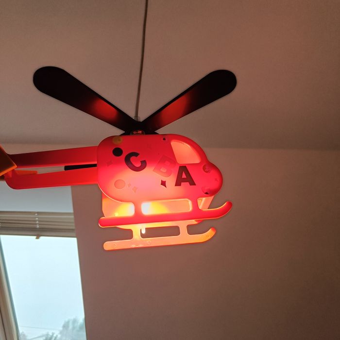 Żyrandol dziecięcy helikopter